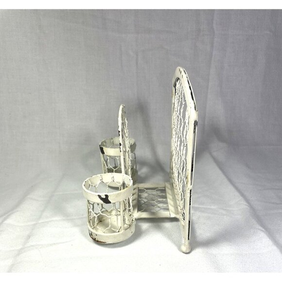 Vintage Cottagecore Chicken Wire Napkin Salt & Perrper Shaker Holder - Picture 4 of 9